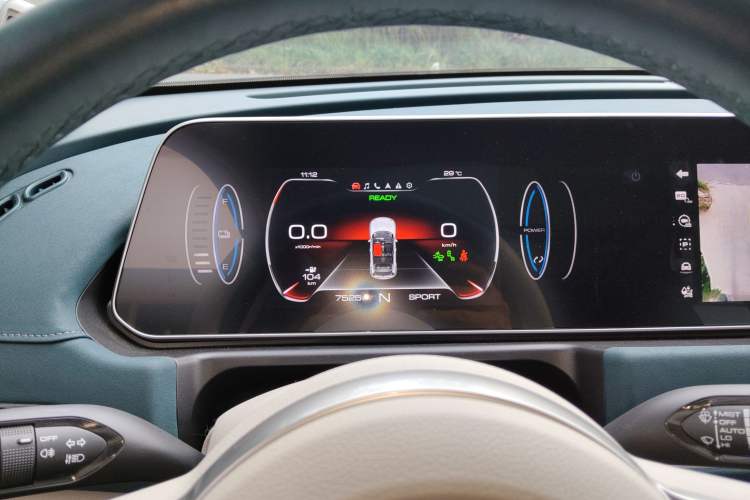 Used ORA Good Cat 2022 Morandi Edition 400km Standard Range Premium Version Lithium Iron Phosphate
