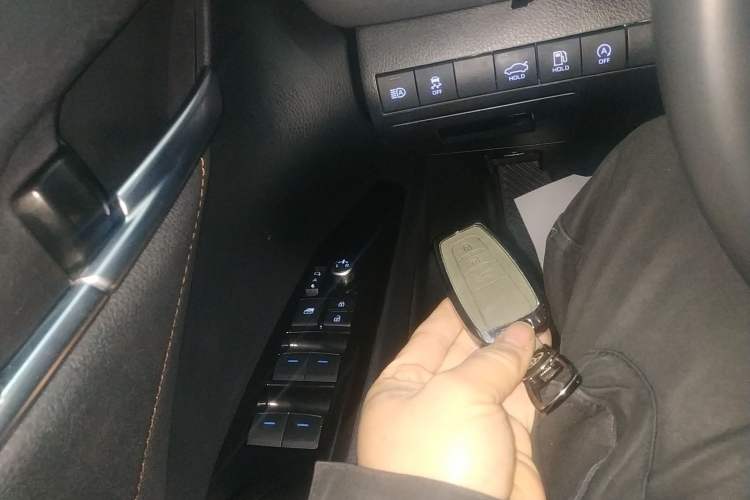 Used Toyota Camry 2021 2.5G Luxury Edition