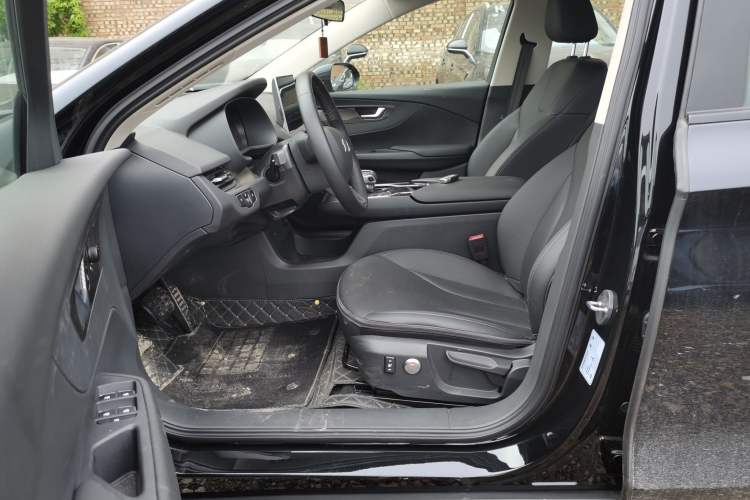 Used Hongqi E-QM5 2023 Revised Version Basic Travel Edition
