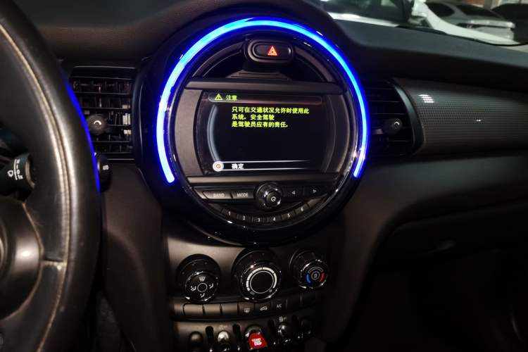 Used  MINI 2014 1.5T COOPER Fun
