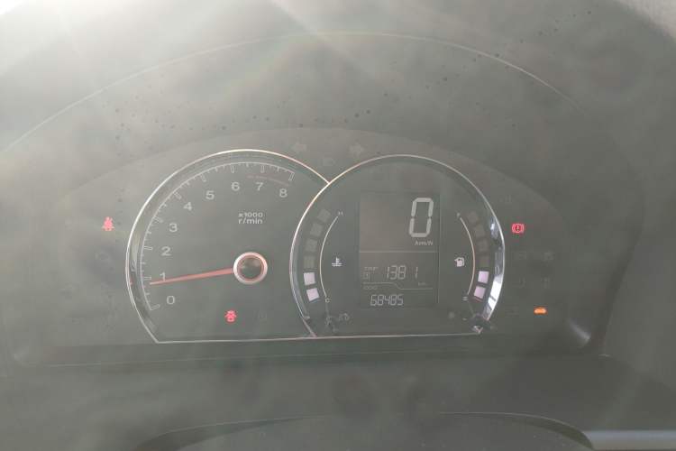 Used Roewe 350 2015 1.5L Manual Luxury Sunroof Edition
