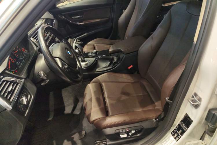 Used BMW 3 Series 2018 320Li xDrive Fashion Model
