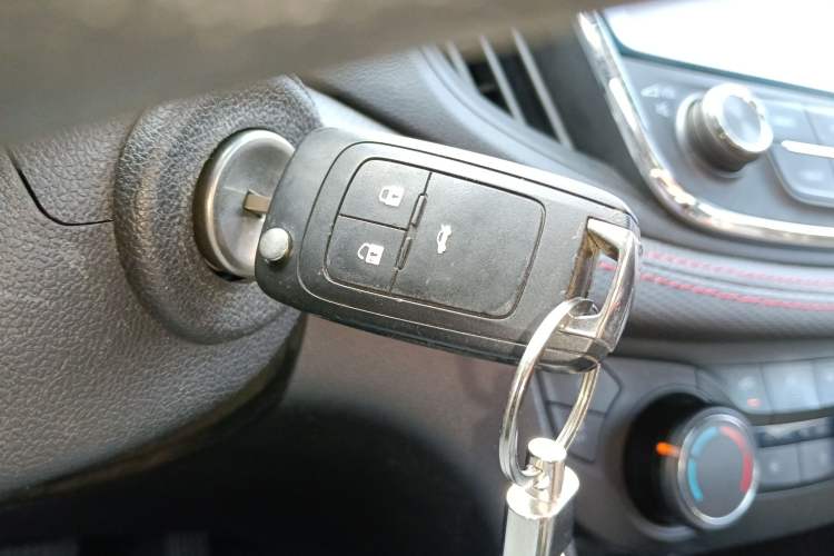 Used Chevrolet Monza 2019 RS 330T Automatic Comfort Edition China VI Standard
