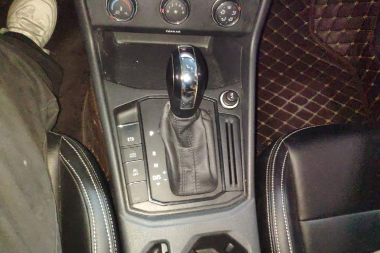 Used Volkswagen Lavida 2019 Lavida Start 1.5L Automatic Trendy Version China VI Standard