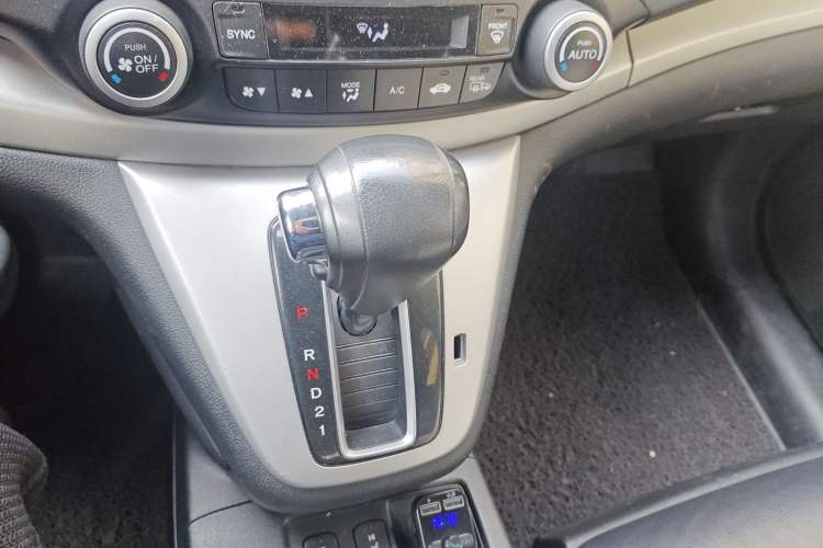 Used Honda CR-V 2013 2.4L four-wheel drive luxury version
