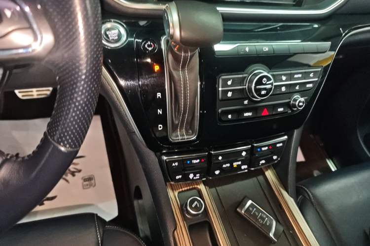 Used GAC Trumpchi M8 2019 320T Ultimate Edition