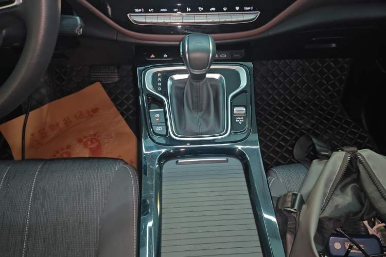 Used GAC Trumpchi M6 2023 PRO 270T DCT Elite Edition
