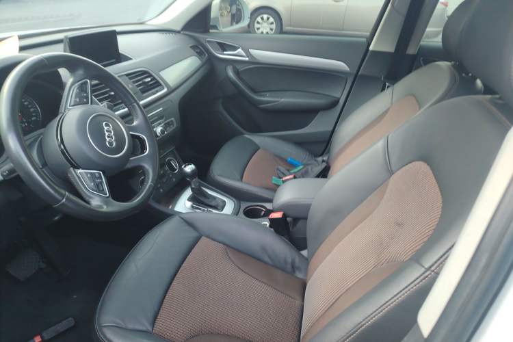 Used Audi Q3 2016 30 TFSI Fashion Model
