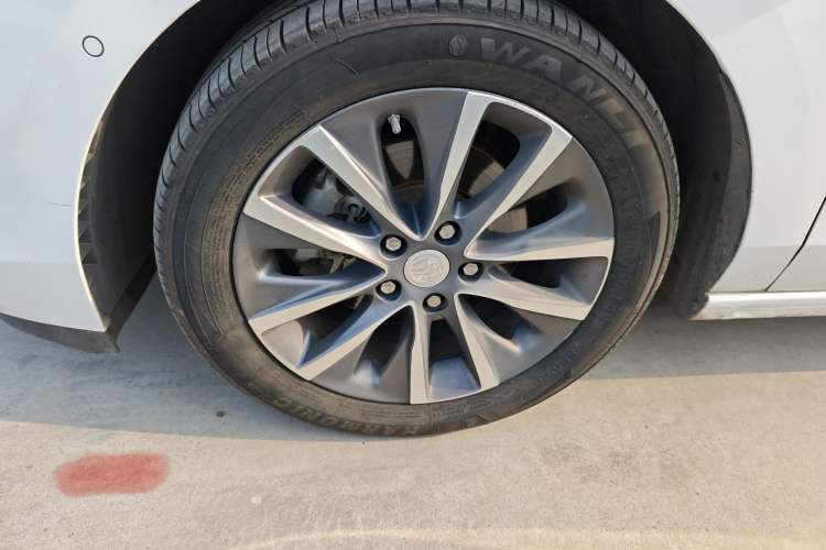 Used Buick GL6 2019 18T 6-Seater Connected Luxury Version China VI Standard
