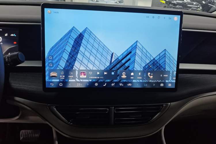 Used Denza D9 2024 DM-i 980 Four-Wheel Drive Flagship Model
