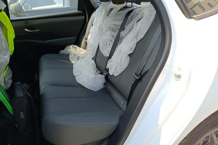 Used BYD Qin PLUS 2025 DM-i Smart Drive 55KM Leading Model
