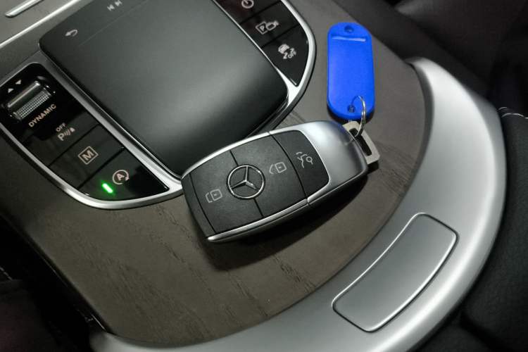 Used Mercedes-Benz GLC 2020 Facelift GLC 300 L 4MATIC Dynamic Edition
