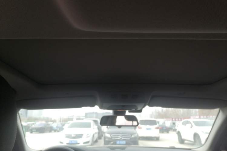 Used BMW 5 Series 2017 525Li Leading Model