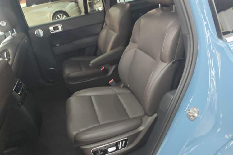 Used Li Auto L9 2022 Max model
