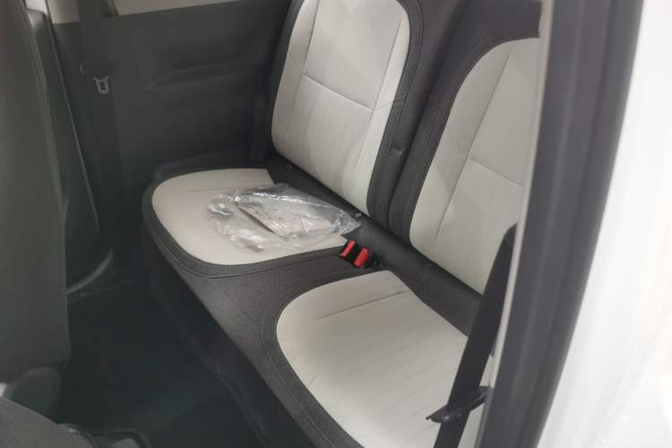 Used Geely Galaxy Panda 2025 210 km – Yuanqi Bear
