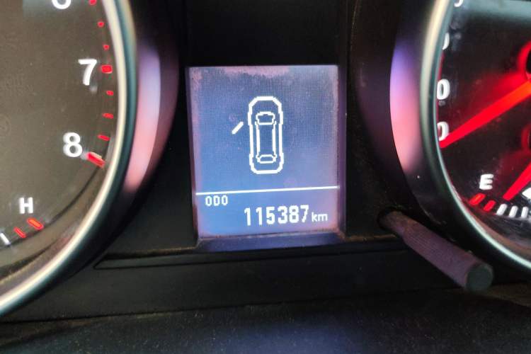 Used Haval H6 2016 Upgraded Model 1.5T Manual Two-Wheel Drive Value Edition
