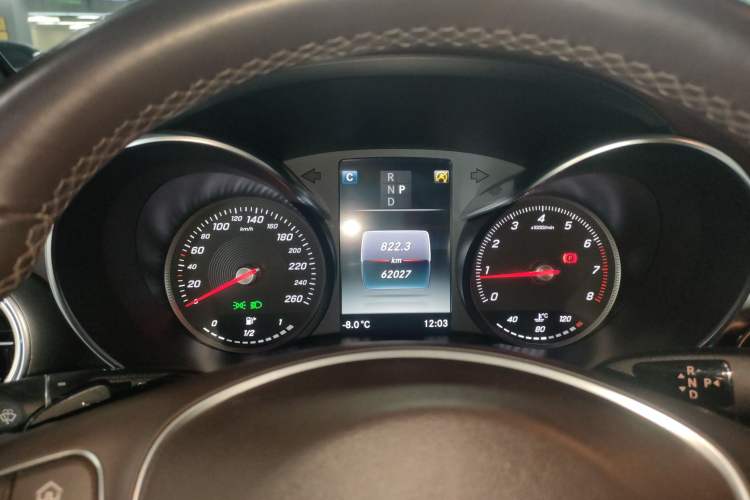 Used Mercedes-Benz GLC 2018 GLC 260 4MATIC Luxury Model