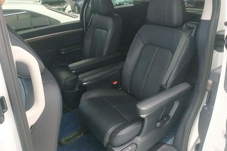 Used GAC Trumpchi M8 2023 Lingxiu Series 390T Deluxe Edition
