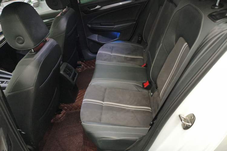 Used Volkswagen Golf 2023 280TSI DSG R-Line Lite
