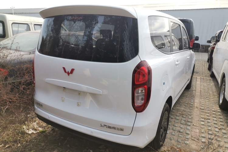 Used Wuling Hongguang New Energy 2025 Extended-Range Hybrid 50KM Comfort Version