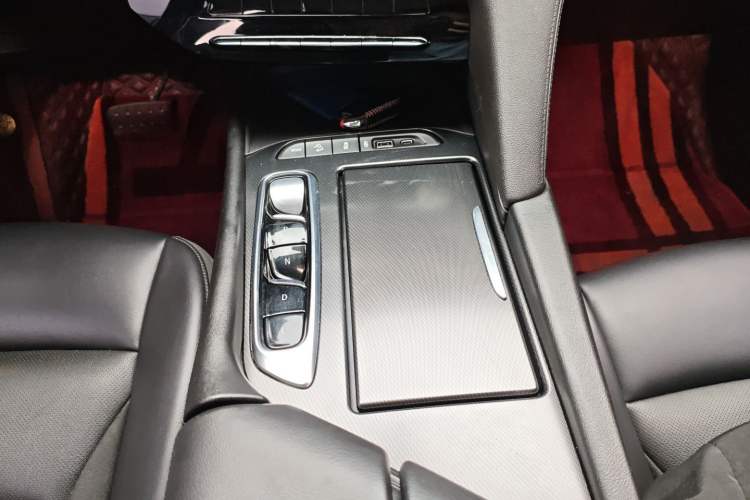 Used Buick Enclave 2020 28T Two-Wheel Drive Luxury Version
