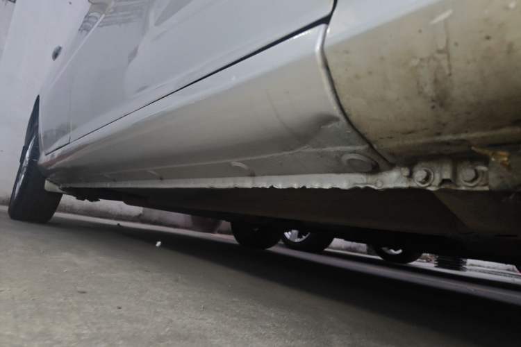 Used Hyundai Celesta 2015 1.6L Automatic Comfort Model
