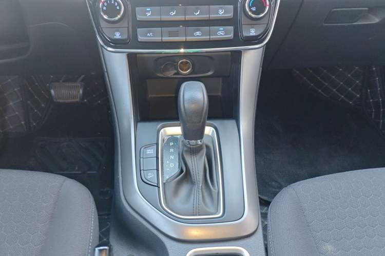 Used Hyundai ix35 2018 2.0L Automatic 2WD Zhiyong·Changzhi Edition