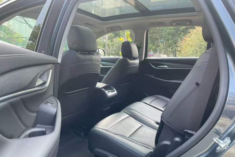 Used Buick Enclave 2020 28T Two-Wheel Drive Prestige Version