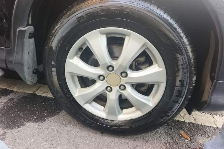 Used Honda CR-V 2012 2.0L two-wheel drive urban version
