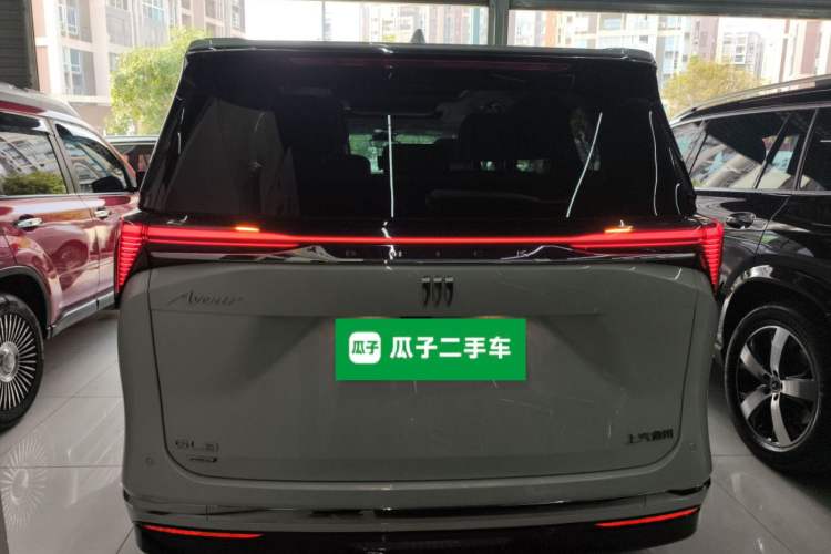 Used Buick GL8 New Energy 2024 Lu Zun Luxury Edition 7-Seater
