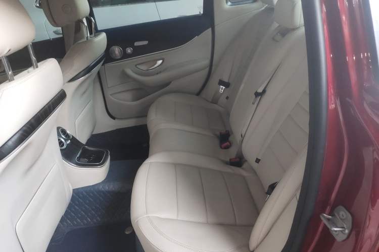 Used Mercedes-Benz E-Class 2021 Restyled E 300 L Sporty and Stylish Edition
