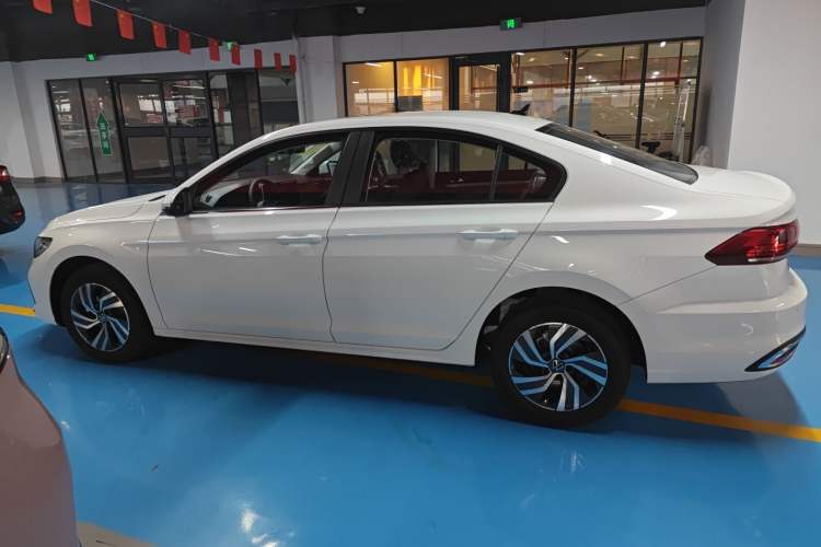 Used Volkswagen Bora 
