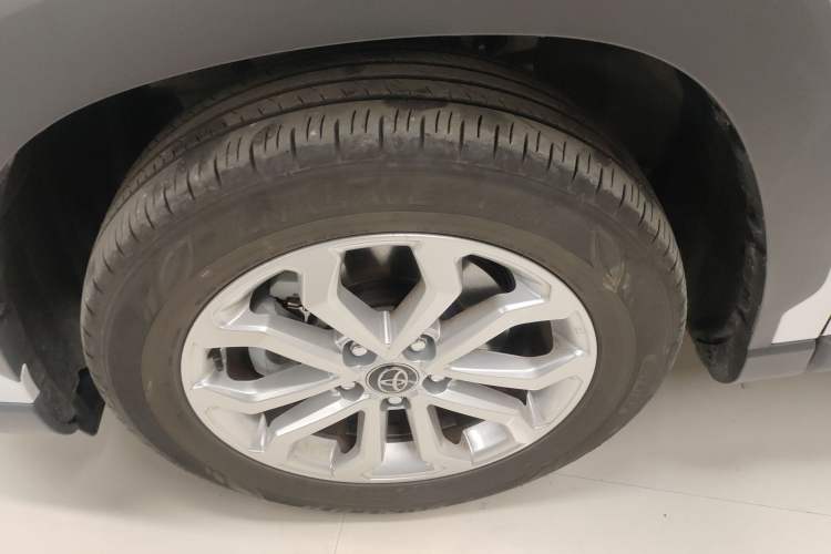 Used Toyota FRONTLANDER 2024 2.0L CVT Elite Plus Edition
