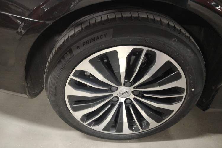 Used Volvo S90 2023 B5 Zhiyi Luxury Edition
