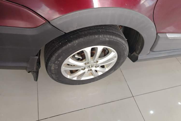 Used Dongfeng Fengon 370 2016 1.5L Manual Standard Edition SFG15-05 7 Seats