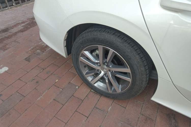 Used Honda Civic 2023 240TURBO CVT Dynamic · Center Stage Special Edition
