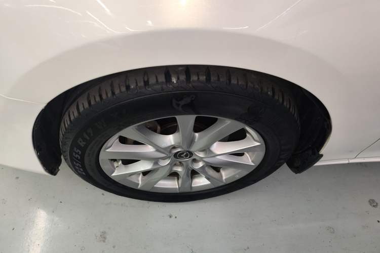 Used Mazda Atenza 2015 2.0L Blue Sky Luxury Edition
