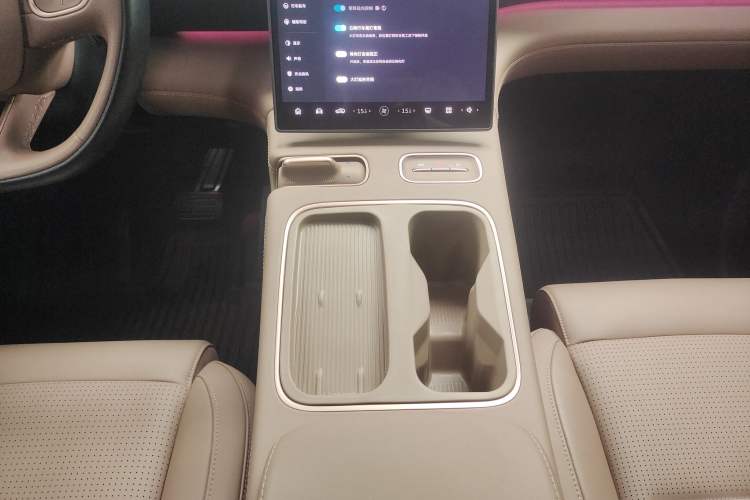 Used Nio ES6 2024 75 kWh