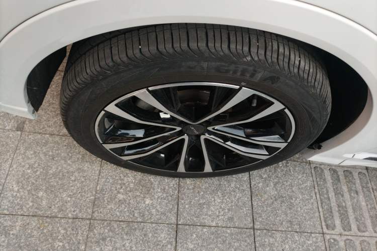 Used JETOUR X70 PLUS 2021 1.6T DCT Pro+ 7-Seater
