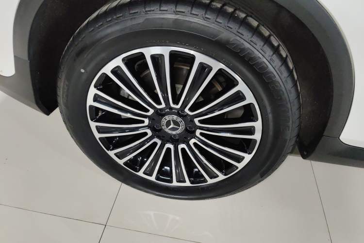 Used Mercedes-Benz GLC 2019 GLC 260 L 4MATIC Dynamic Model
