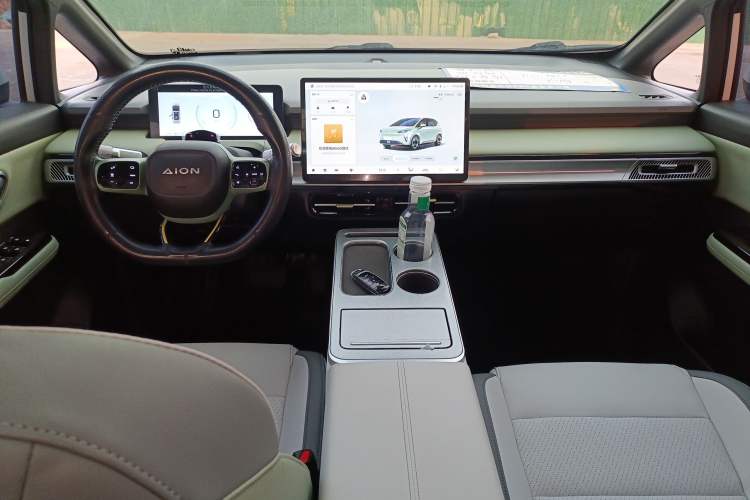 Used AION Y 2022 Plus 70 Tech Edition
