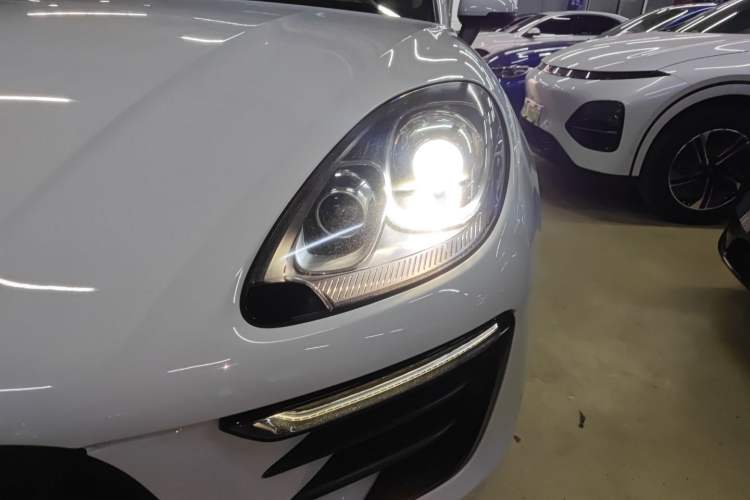 Used Porsche Macan 2014 Macan 2.0T