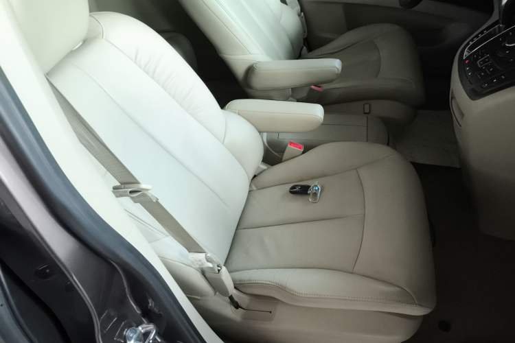 Used Buick GL8 2017 25S Luxury Version China V Standard
