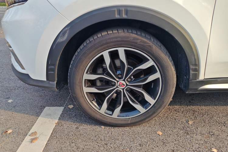 Used Roewe RX5 2016 30T Four-Wheel Drive Automatic Internet Smart Luxury Edition
