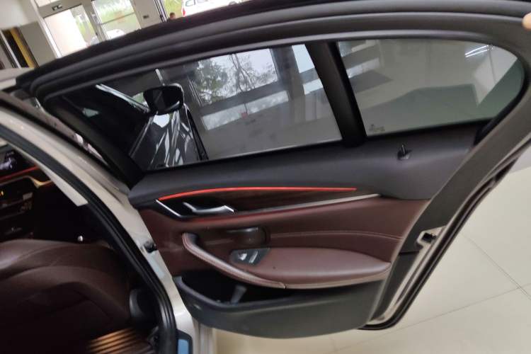 Used BMW 5 Series New Energy 2019 Updated Version 530Le Luxury Package
