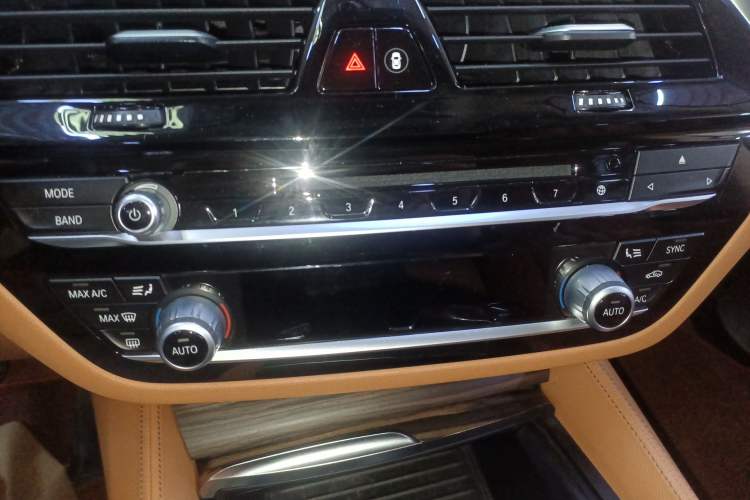 Used BMW 6 Series GT 2018 630i Luxury Design Package
