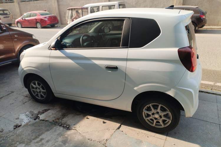 Used Roewe Clever 2022 311km QiQi BoBo Edition