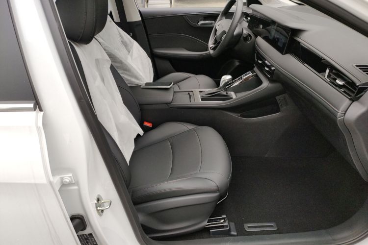 Used Roewe i5 2023 1.5L CVT Luxury Edition
