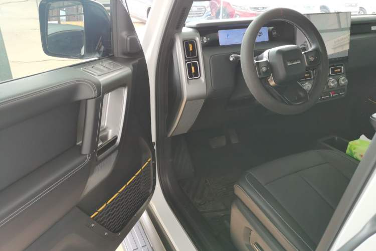 Used  V23 2025 501 Four-Wheel Drive Intelligent Driving Version