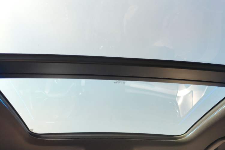 Used BYD Han 2022 EV Genesis Edition 715KM Front-Wheel-Drive Prestige Model
